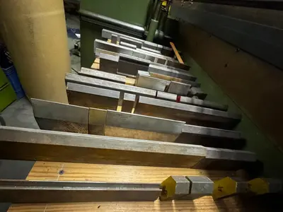 Used _UNKNOWN_ _UNKNOWN_ Press Brake Tooling Ohio US | Myron Bowling Auctioneers Inc #1518534