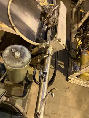 Tube Straightener and Cut-Off Machine, Komo Machine