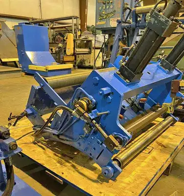 Tension Stand, Ruesch, 32" Wide