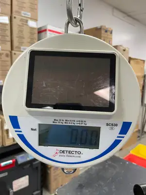 Used Cardinal Detecto Used Detecto SCS30 Digital Solar Hanging Scale 30lb Capacity with Stand Food Scales Illinois US | Falcon Restaurant Supply #1376164