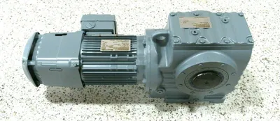 NEW SEW EURODRIVE SA77/T DRN80M4/BE1HR/IS/C GEAR MOTOR SA77TDRN80M4BE1HRISC