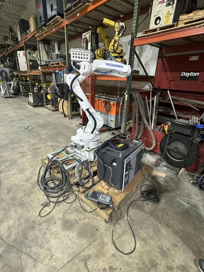 Used 2021 YASKAWA MOTOMAN YASKAWA MOTOMAN GP25 Robots Michigan US | Aucto #1333519