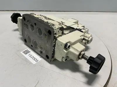 USED YUKEN DSHG-04-3C40-T-R2-D24-50136