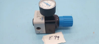 NEW Festo FESTO LRP-1/4-0.7 159500 Control Valve + GAUGE 161126