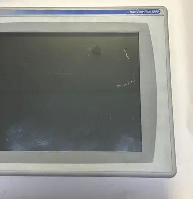 USED ALLEN-BRADLEY 2711P-RDT15C