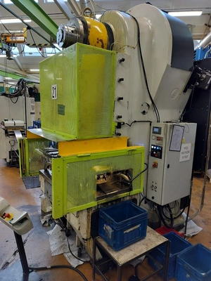 VSS Eccentric Press, in very good working condition, visible under power, GO 2017