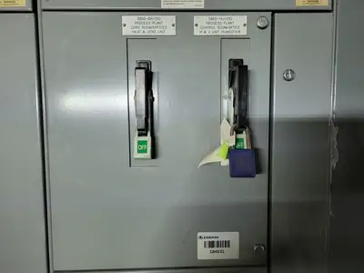 Dual 15A Circuit Breaker MCC Bucket