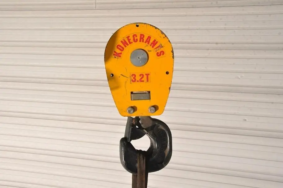 USED CRANE HOOK 3,2 TON