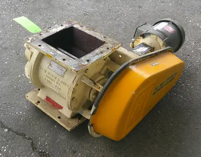 SPC9150  Valve 8 x 8 HD CS Wm Meyer rotary airlock feeder