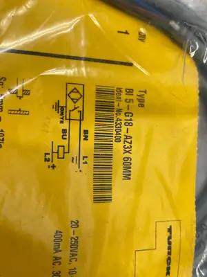 USED TURCK INDUCTIVE PROXIMITY SENSOR 5MM SN 4330400