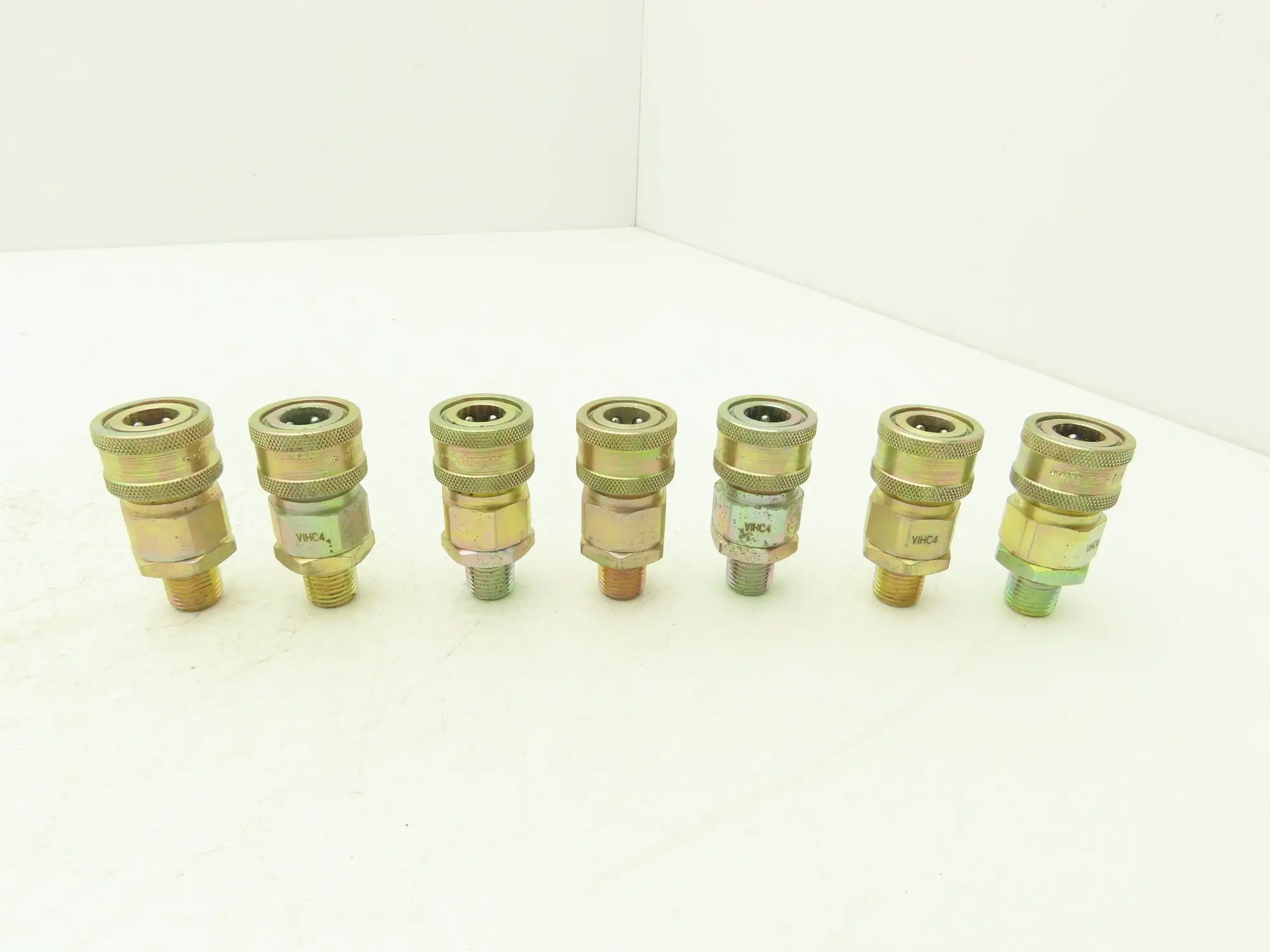 New | in-Stock SNAP-TITE _UNKNOWN_ Parts (Hydraulics and Pneumatics) | Arrow Industrial #636520