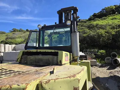 USED 1987 CLARK C500-Y300D