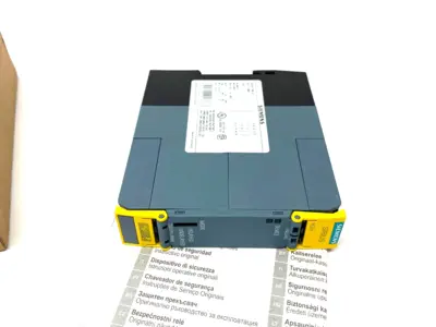 USED SIEMENS SIRIUS SAFETY RELAY, OUTPUT EXPANSION, SPRING TYPE, 24VDC