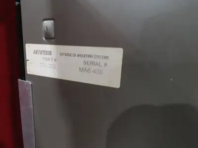 Auto Crib RoboCrib 2000 Industrial Tool Parts Vending Machine Inventory Stock