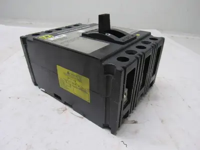 Square D FAL32015 15 Amp 240 VAC 250 VDC 3 Pole Molded Case Circuit Breaker