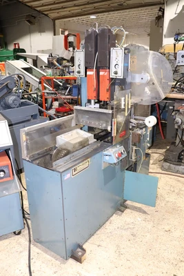 United Silicon Ultrasonic Welder