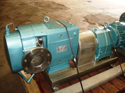 300 Lpm Waukesha S/S Pump Model 50 70