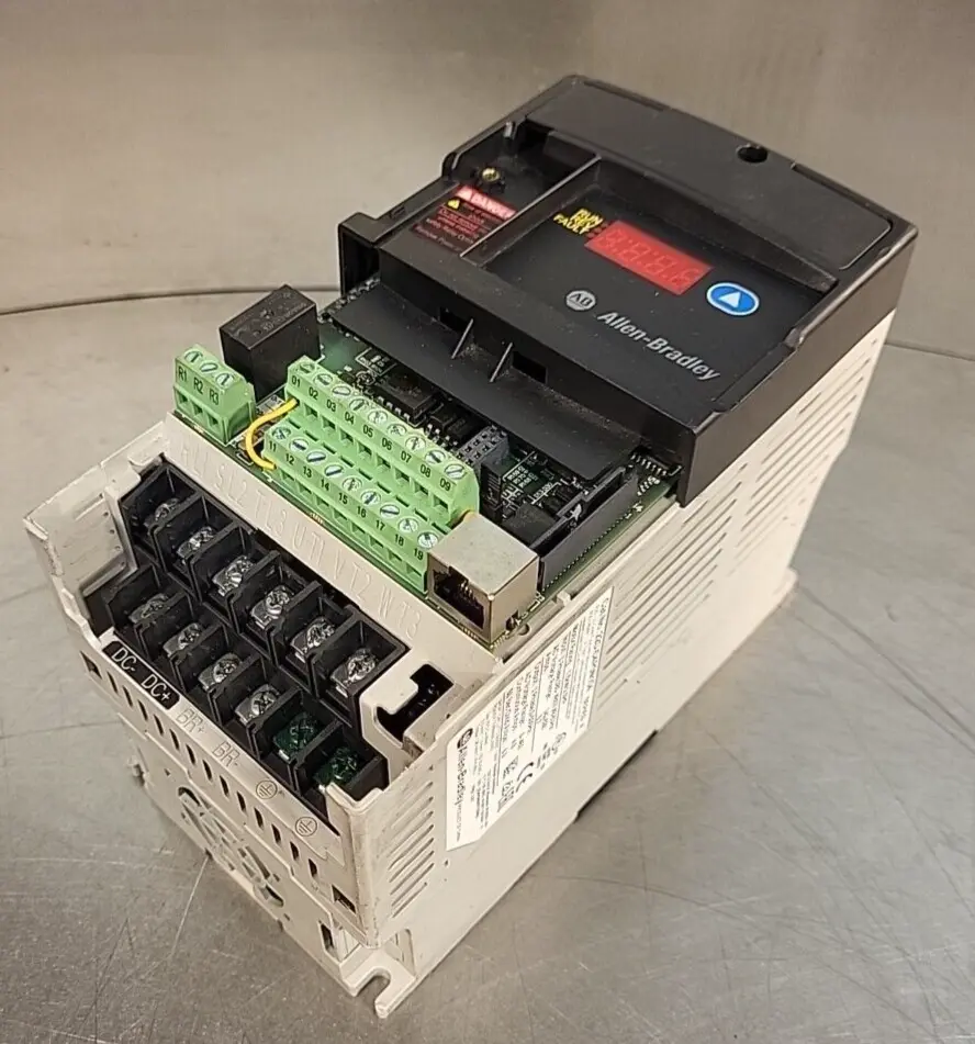 Allen Bradley # 22D-D4P0N104 Power Flex- 40 SERIES A 2. 0 (BIN3.3.1)