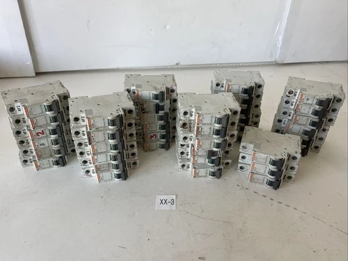 Used Merlin Gerin C3A (36), D3A (3pcs) Circuit Breakers Indiana US | J&J Industrial Supply #523198