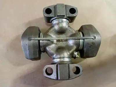 U-Joint Cross Bearing 391054-100