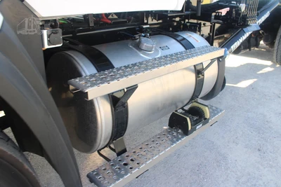 New | in-Stock 2027 FREIGHTLINER 114SD PLUS Rolloff Trucks Texas US | Roll Off Truck World #1507657
