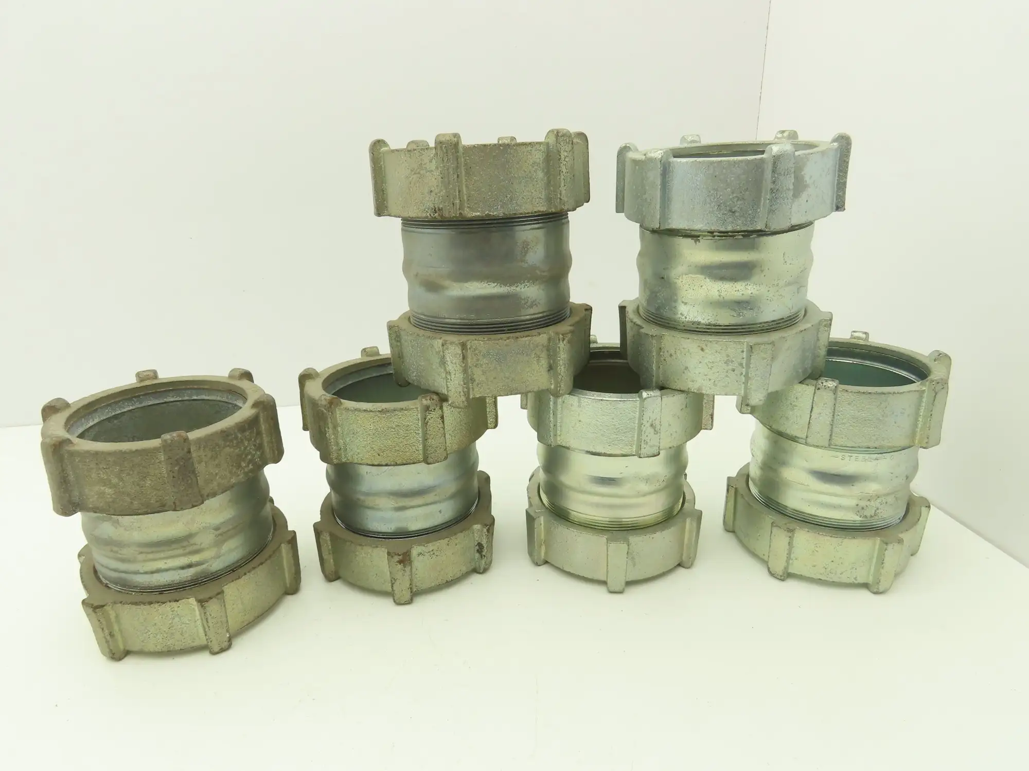 3-1/2" EMT Compression Connector Union Lot of 6