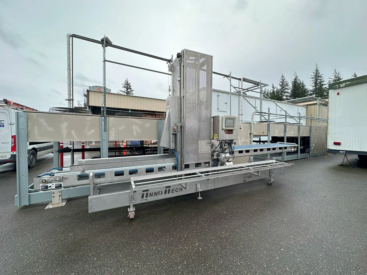 USED INNOTECH TRAY UPSTACKER