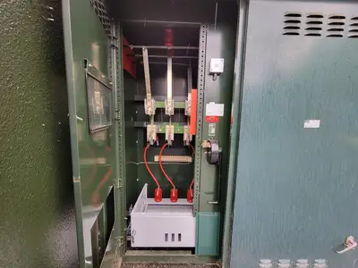 750 kVA Oil-Filled ONAN Transformer, HV. 12470 Delta, LV. 208Y/120 w/ Switchgear