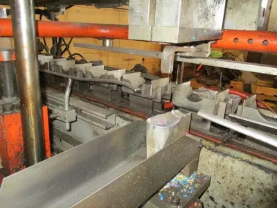 1986 UNILOY 350R4 Extrusion Other, Blow Molder | Mark One Machinery (12)
