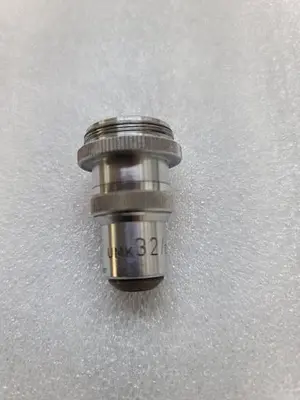 LEITZ UMK 32-0.60 OBJECTIVE