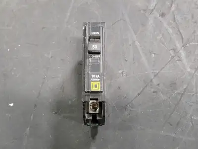 USED SQUARE D QOB150