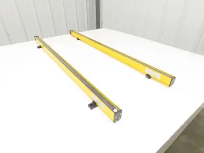 A-B GuardShield 445L-P4S0840YD Light Curtain Transmitter/Receiver Set 840mm