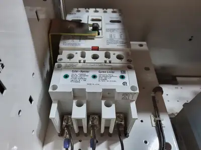 Used EATON SVX002A1-5A4N1 Switchgears British Columbia CA | Lenmark #240176