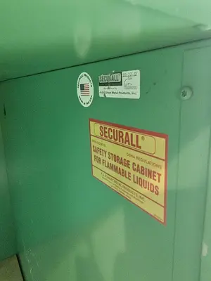 Used SECURALL 55 GALLON DRUM CABINET Safety Equipment Wisconsin US | Lemke Machinery Sales #1354129