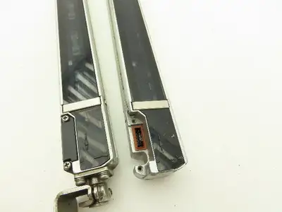Keyence SL-C36H-R | SL-C36H-T Light Curtain Transmitter Receiver Set 700mm 24VDC