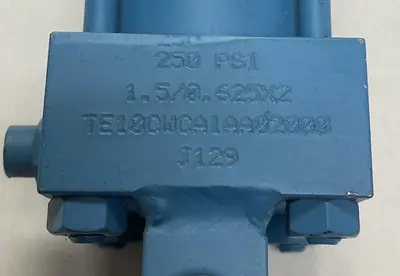 Used VICKERS T510CWCA1AA02000 Cylinders | Surplus Asset Holdings #1207240