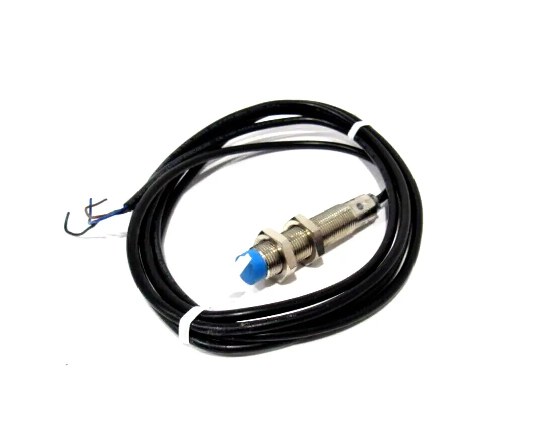 NEW SICK IME12-04NNSZW2S PROXIMITY SENSOR 1040757 IME1204NNSZW2S