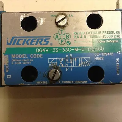 USED VICKERS DG4V-3S-33C-M-U-H5-60