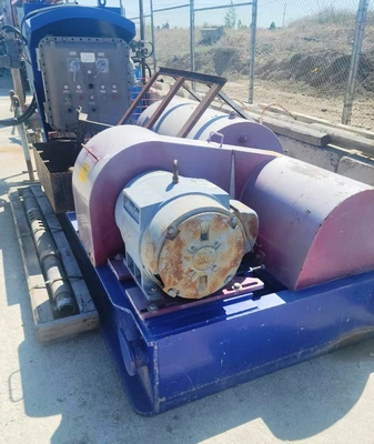 Brandt/EPI SC-4 oilfield decanter centrifuge skid, CS.