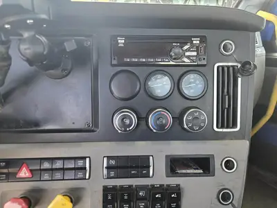 Used 2019 FREIGHTLINER CASCADIA 126 Conventional trucks California US | Ben Kaplan Equipment #1414118