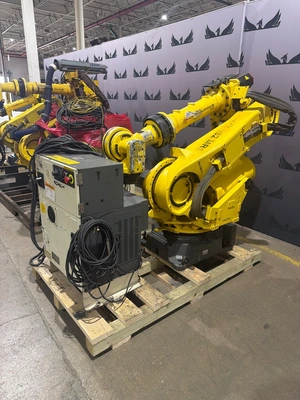 USED 2014 FANUC R-2000IB/210F + R30IB