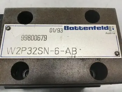 USED BATTENFELD W2P32SN-6-AB