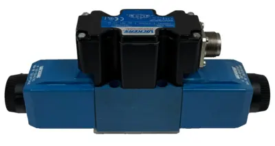 NEW VICKERS KBDG4V-3-33C20N-Z-M2-PE7-H7-10 PROPORTIONAL VALVE