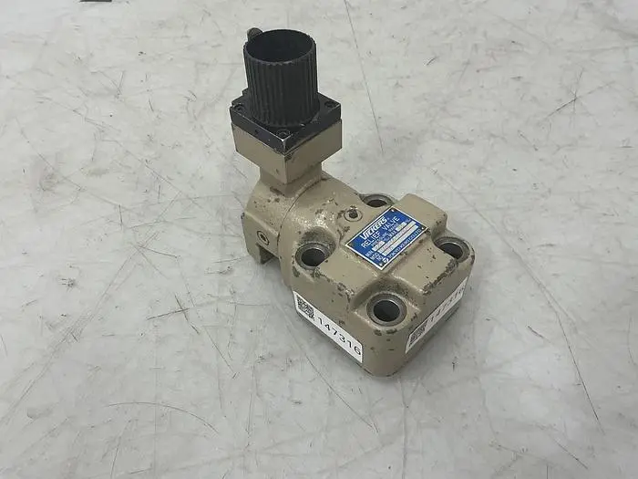 Used VICKERS TCG20-06-BYD3L-11-S105 Valves/Fittings Michigan US | Ideal Machinery #697225
