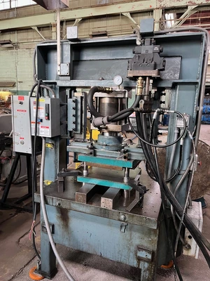 PARKER _UNKNOWN_ Hydraulic & Molding Presses | Mohawk Machinery (4)