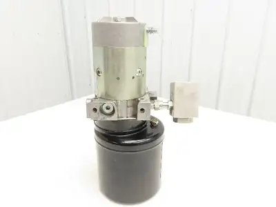 JLG 3600392
3600392 Lift Hydraulic Pump Motor 24VDC W/Tank Concentric 10MSP
