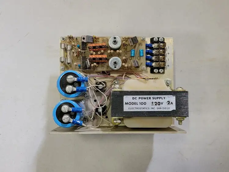Used ELECTROSTATIC INC 100 Misc Electrical & Power Parts British Columbia CA | Lenmark #248662