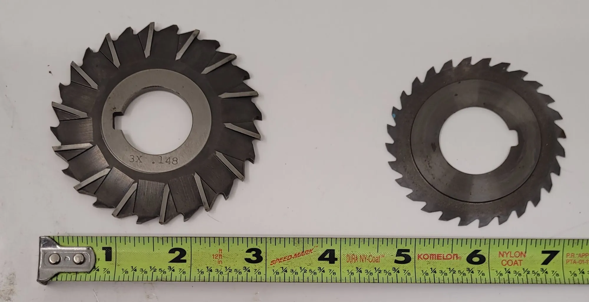 Assorted Side Milling Cutters – 24 Total Pieces, Various Sizes