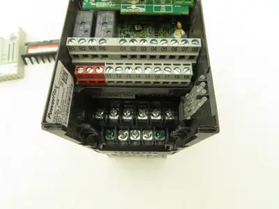 Allen Bradley 25B-D6P0N104 Powerflex 525 3Hp VFD AC Drive 480V 50/60Hz FRN 4.001
