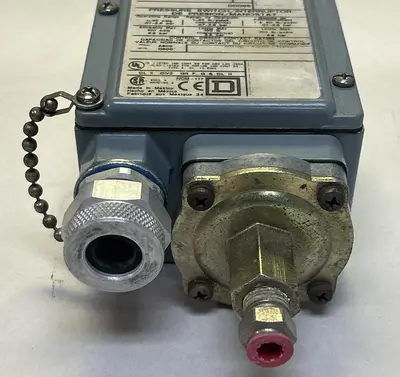Used SQUARE D 9012GAW2 Miscellaneous Equipment (Electrical & Power) | Surplus Asset Holdings #1202848